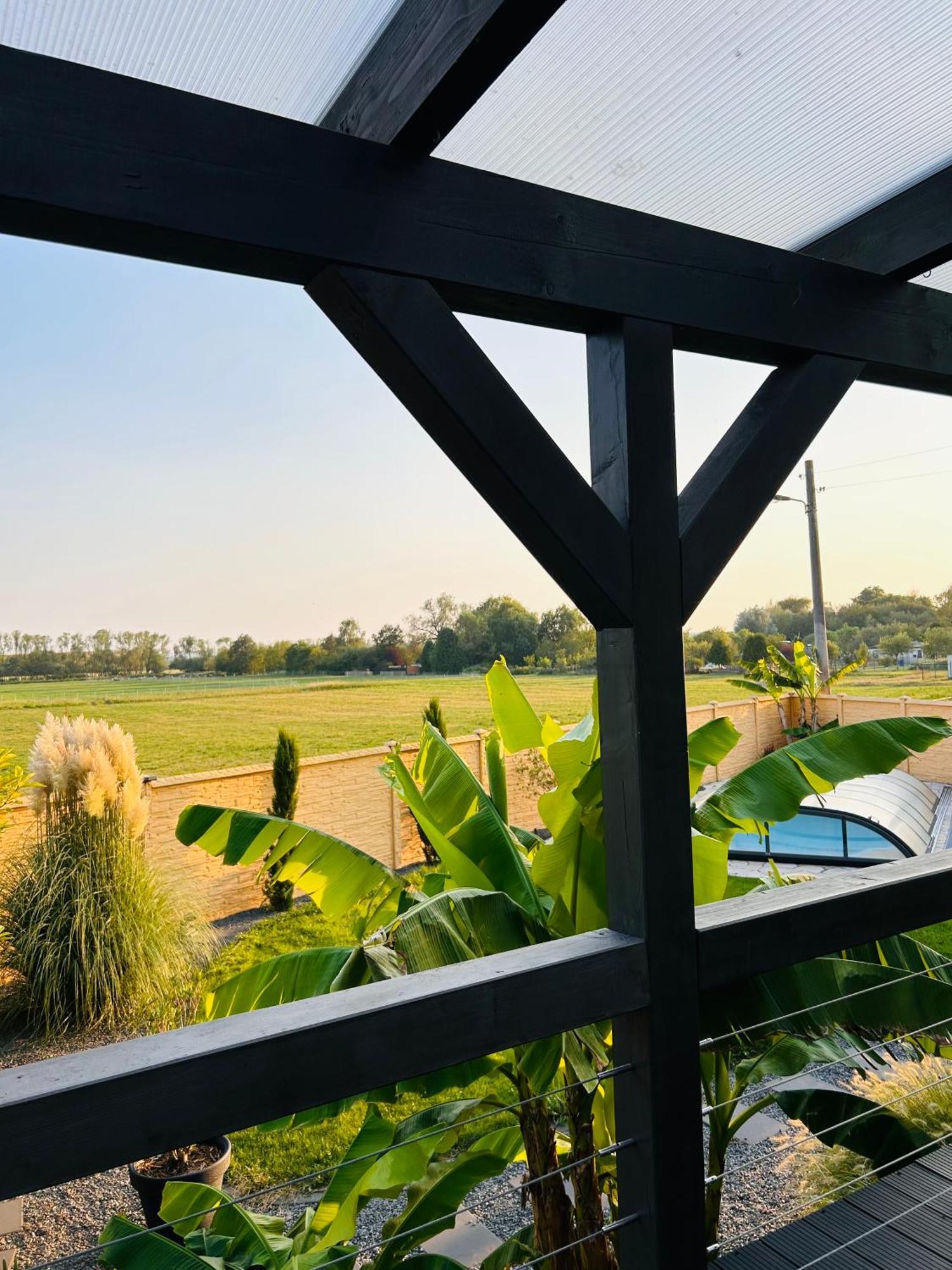 Pool, Sauna Und Blick Ins Gruene Wittenberg Esterno foto